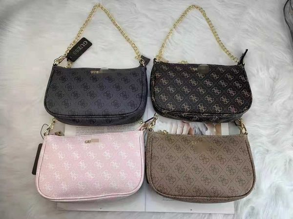 cosmetic bags cases 2021 new gues women's bag fashion single shoulder portable diagonal bag
cosmetic bags cases 2021 new gues women's bag fashion single shoulder portable diagonal bag
