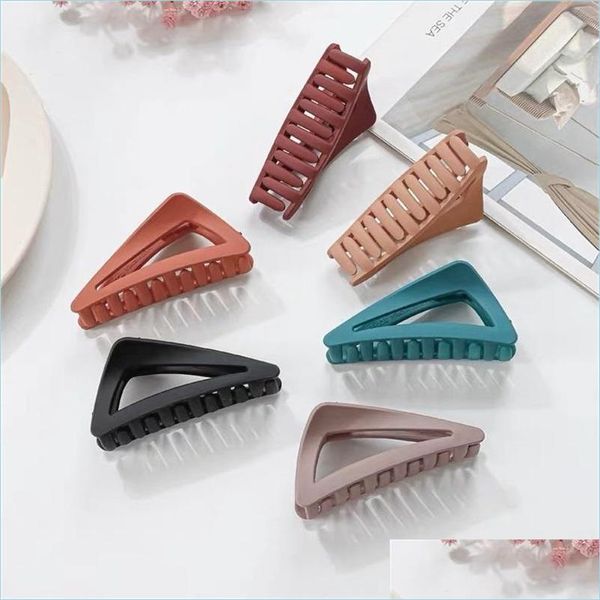 clamps geometric triangle claw clip for women tough solid plastic hair large size clamps crab accessories 4529 q2 drop de dhseller2010 dhela, Slivery;golden
clamps geometric triangle claw clip for women tough solid plastic hair large size clamps crab accessories 4529 q2 drop de dhseller2010 dhela, Slivery;golden