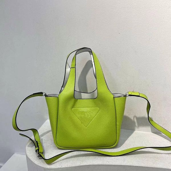 famous brand handbags designer bags luxury tote bag ladies shoulder bag bucket crossbody purses messenger wallet with letter
famous brand handbags designer bags luxury tote bag ladies shoulder bag bucket crossbody purses messenger wallet with letter