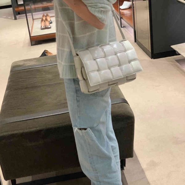 shoulder bag women crossbody bottage venates backpack purse handbags seam leather ladies metal chain classic woven messenger bag luxurys des
shoulder bag women crossbody bottage venates backpack purse handbags seam leather ladies metal chain classic woven messenger bag luxurys des