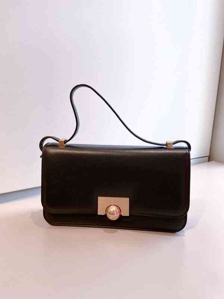 shoulder bag women crossbody bottage venates backpack purse handbags seam leather ladies metal chain classic woven messenger bag luxurys des
shoulder bag women crossbody bottage venates backpack purse handbags seam leather ladies metal chain classic woven messenger bag luxurys des