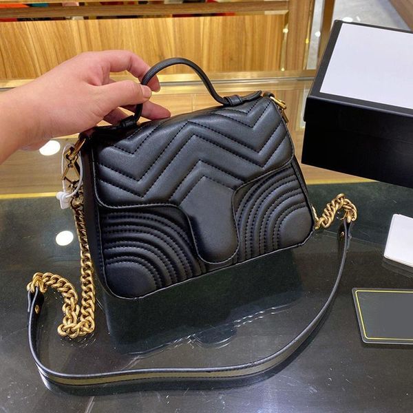2022 luxury fashion brand designer classic wallet handbag ladies clutch soft leather foldable shoulder bag fannypack handbag frame
2022 luxury fashion brand designer classic wallet handbag ladies clutch soft leather foldable shoulder bag fannypack handbag frame