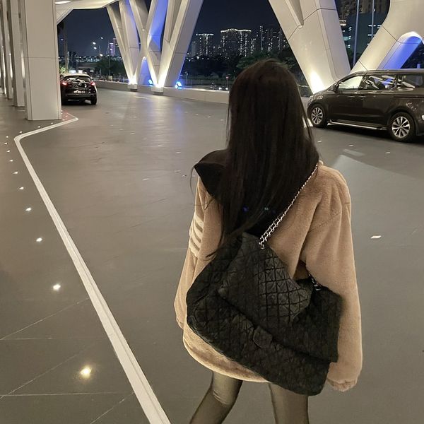 cowboy bag chain flap bags 2023 metallic lady luxury designer brand fashion shoulder handbags quality women wallets artwork purse totes thre
cowboy bag chain flap bags 2023 metallic lady luxury designer brand fashion shoulder handbags quality women wallets artwork purse totes thre