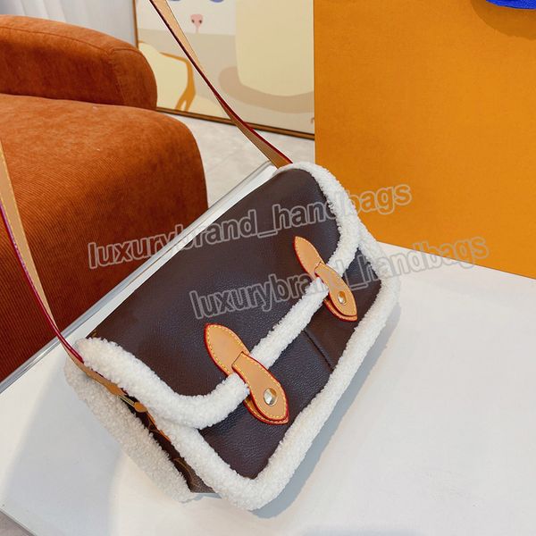 classic handbags designer bag women shoulder bag flap lambswool crossbody bags satchels clutch messenger wallet leather purses
classic handbags designer bag women shoulder bag flap lambswool crossbody bags satchels clutch messenger wallet leather purses