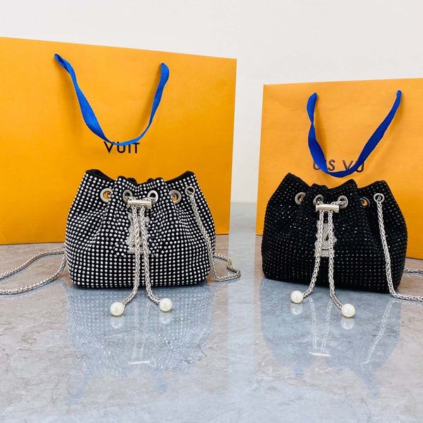 designer bag tote women handbag fashion diamond drawstring bucket bag pearl decorative chain luxury classic bridal bags
designer bag tote women handbag fashion diamond drawstring bucket bag pearl decorative chain luxury classic bridal bags