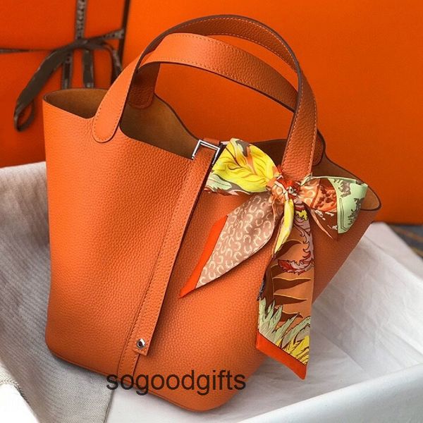 women's designer bags picotin lock herme handbags tote bag vegetable basket women's bag fashion large capacity bucket hand carryin
women's designer bags picotin lock herme handbags tote bag vegetable basket women's bag fashion large capacity bucket hand carryin