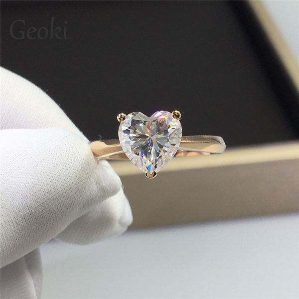 wedding rings 18k rose gold plated original brilliant cut 2 carat diamond test past d color heart ring for women gemstone jewelry 220921, Slivery;golden
wedding rings 18k rose gold plated original brilliant cut 2 carat diamond test past d color heart ring for women gemstone jewelry 220921, Slivery;golden