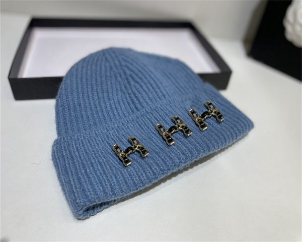fashion beanies hats knitted winter hardware letter badge knitted outdoor sports wool hat men women keep warn
fashion beanies hats knitted winter hardware letter badge knitted outdoor sports wool hat men women keep warn