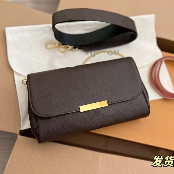 chain crossbody bags enevelope clutch women handbag long strap shoulder bag hardware flap handbags wallet
chain crossbody bags enevelope clutch women handbag long strap shoulder bag hardware flap handbags wallet
