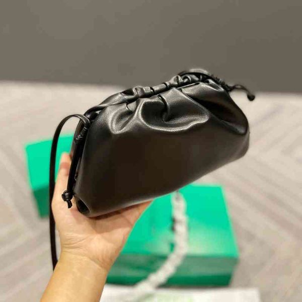 designer cassette leather women woven bags luxurious bottegaas chain fashion tote tofu casual square dumpling ladies vintage pillow bags 90y
designer cassette leather women woven bags luxurious bottegaas chain fashion tote tofu casual square dumpling ladies vintage pillow bags 90y