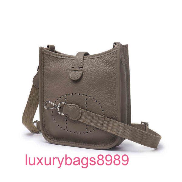 new designer h evelin herme bags family calf leather bag mini fashion personalized one s
new designer h evelin herme bags family calf leather bag mini fashion personalized one s