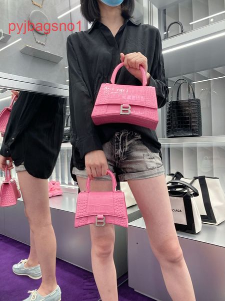 designer balencig shoulder bags online sale scarecrow advanced texture bag female 2022 new autumn and winter p
designer balencig shoulder bags online sale scarecrow advanced texture bag female 2022 new autumn and winter p