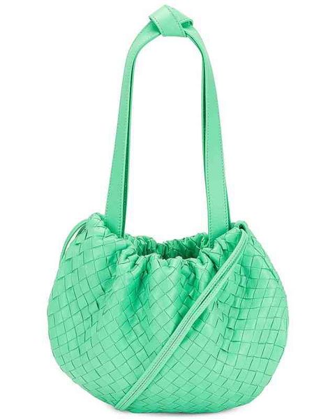 shoulder bag women crossbody bottage venates backpack purse handbags seam leather ladies metal chain classic woven messenger bag luxurys des
shoulder bag women crossbody bottage venates backpack purse handbags seam leather ladies metal chain classic woven messenger bag luxurys des