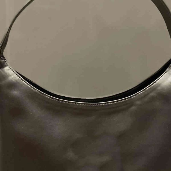 cross body tote fashion texture black leather curved underarm bag handbags messengers purses 220922
cross body tote fashion texture black leather curved underarm bag handbags messengers purses 220922