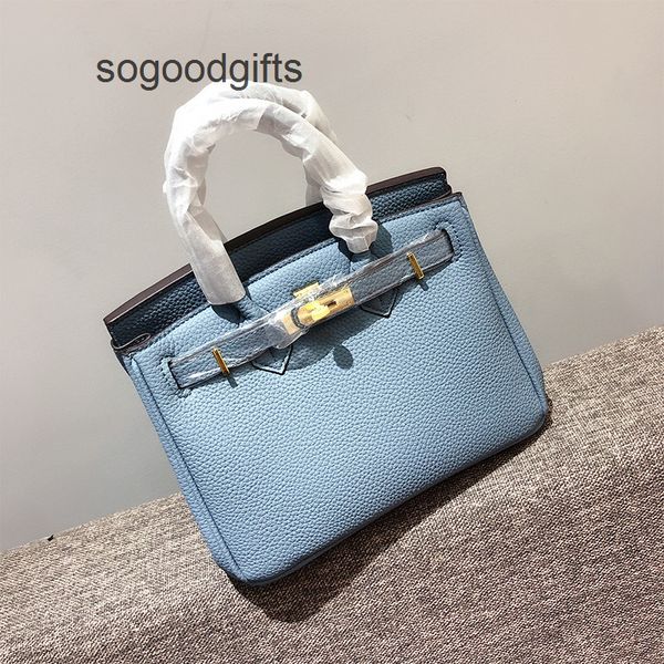 designer bags luxury genuine leather herme women's handbags new litchi pattern bag 30cm buckle hand large
designer bags luxury genuine leather herme women's handbags new litchi pattern bag 30cm buckle hand large