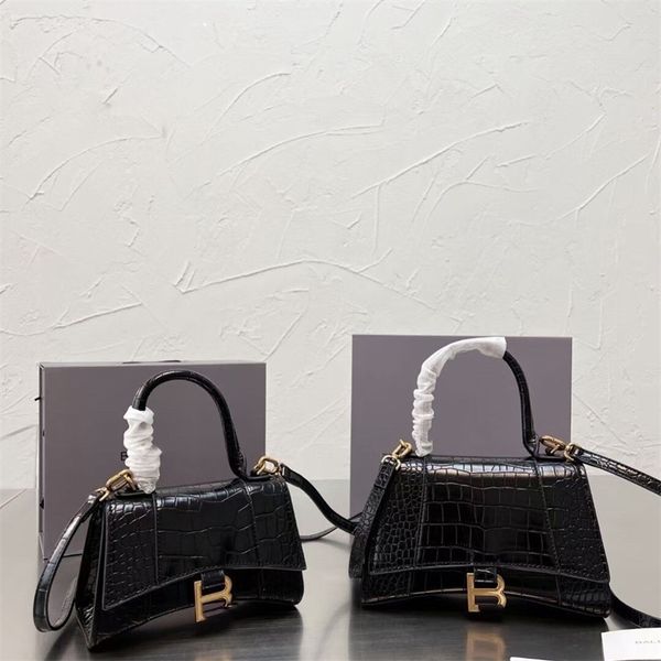 designer balencaigass bags hourglas womens new bag leather womens fashion hand highgrade crocodile pattern single shoulder crossbody have lo
designer balencaigass bags hourglas womens new bag leather womens fashion hand highgrade crocodile pattern single shoulder crossbody have lo