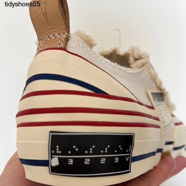 xvessel wu jianhao's same red and white low raised thick soled canvas shoes vulcanized shoes for men and women beggars ztsi, Black
xvessel wu jianhao's same red and white low raised thick soled canvas shoes vulcanized shoes for men and women beggars ztsi, Black