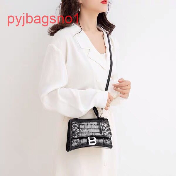 luxury brand balencig shoulder bags online store hong kong 2022 hourglass bag plain crocodile b buckle handbag cd5f
luxury brand balencig shoulder bags online store hong kong 2022 hourglass bag plain crocodile b buckle handbag cd5f