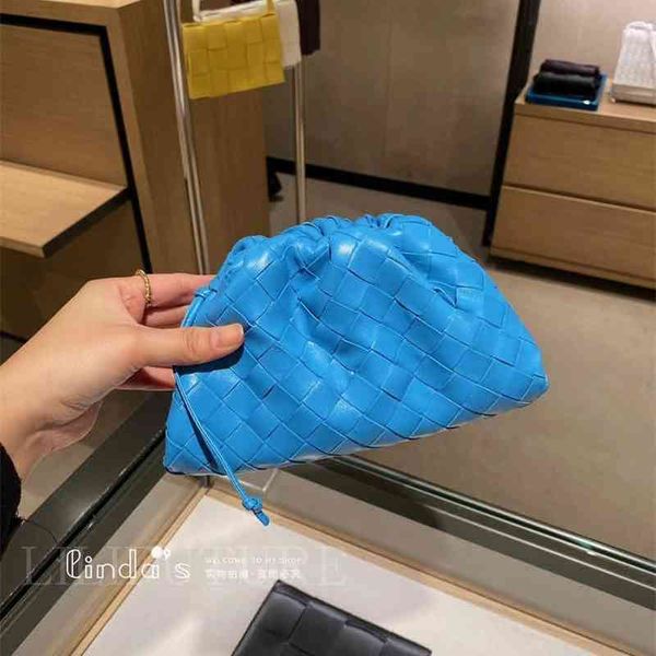 bottegas handbags mini luxurys venetas pouch cloud woven drawstring handbag cassava 0dzn
bottegas handbags mini luxurys venetas pouch cloud woven drawstring handbag cassava 0dzn