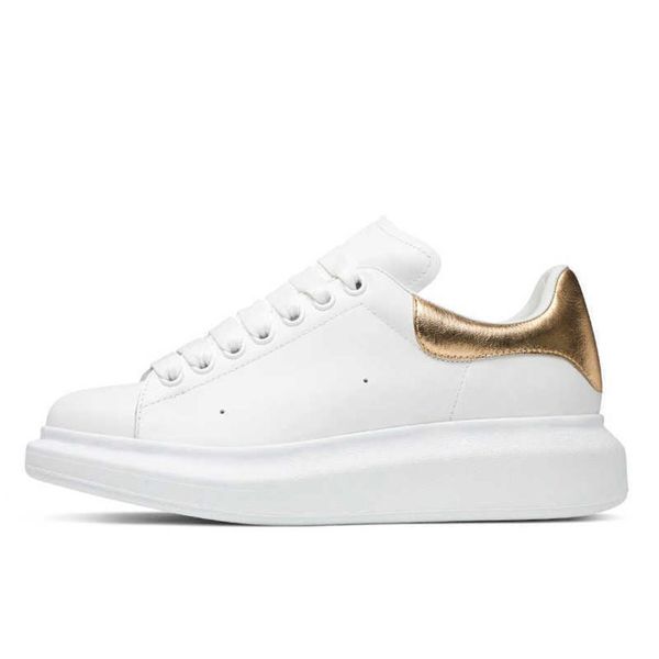 newog designer sneakers mc queens alexander casual shoes chaussures luxury men women platform shoe black suede triple white mens269q
newog designer sneakers mc queens alexander casual shoes chaussures luxury men women platform shoe black suede triple white mens269q