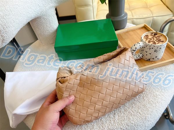 shoulder armpit quality bag fashion woven leather handbag luxury designer moon shaped medium bag women' evening bags cross purses 0ut4
shoulder armpit quality bag fashion woven leather handbag luxury designer moon shaped medium bag women' evening bags cross purses 0ut4