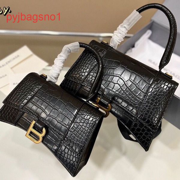 luxury brand balencig shoulder bags online store 2022 new hourglass crocodile b-mark net red fashion versatile zepz
luxury brand balencig shoulder bags online store 2022 new hourglass crocodile b-mark net red fashion versatile zepz