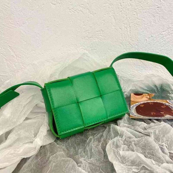 bottegass designer bags venetas handbags messenger small square pillow woven shoulder autumn and winter highgrade 1s9i
bottegass designer bags venetas handbags messenger small square pillow woven shoulder autumn and winter highgrade 1s9i