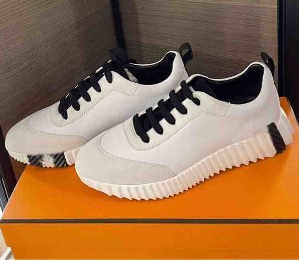 winter runner sneakers outdoor men casual shoes technical canvas suede goatskin bouncing sneakers comfortable flats r trainers with box 38-4, Black
winter runner sneakers outdoor men casual shoes technical canvas suede goatskin bouncing sneakers comfortable flats r trainers with box 38-4, Black