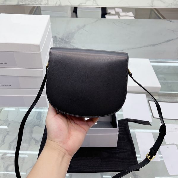 women bags lady half round bag cow leather cross-bag brand fashion lady shoulder-bags woman box handbag luxuries totes female pocket designe
women bags lady half round bag cow leather cross-bag brand fashion lady shoulder-bags woman box handbag luxuries totes female pocket designe
