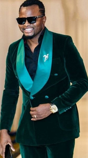 velvet groom tuxedos dark green men wedding tuxedos double-breasted popular men dinner/darty jacket blazer suit custom made, Black;gray
velvet groom tuxedos dark green men wedding tuxedos double-breasted popular men dinner/darty jacket blazer suit custom made, Black;gray