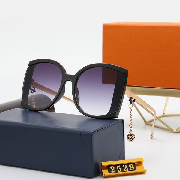 brand designer sunglasses wood glasses for men women fashion buffalo sun glasses with box case, White;black
brand designer sunglasses wood glasses for men women fashion buffalo sun glasses with box case, White;black