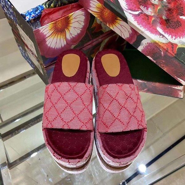 wholesale designer shoes skateboard slippers sneakers runnings sport outside classic casual men women leather embroidered ace bee black whit
wholesale designer shoes skateboard slippers sneakers runnings sport outside classic casual men women leather embroidered ace bee black whit