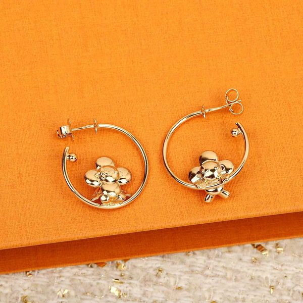 2022 luxury quality charm drop earring with doll shape in 18k gold plated have box stamp ps3419a, Golden
2022 luxury quality charm drop earring with doll shape in 18k gold plated have box stamp ps3419a, Golden