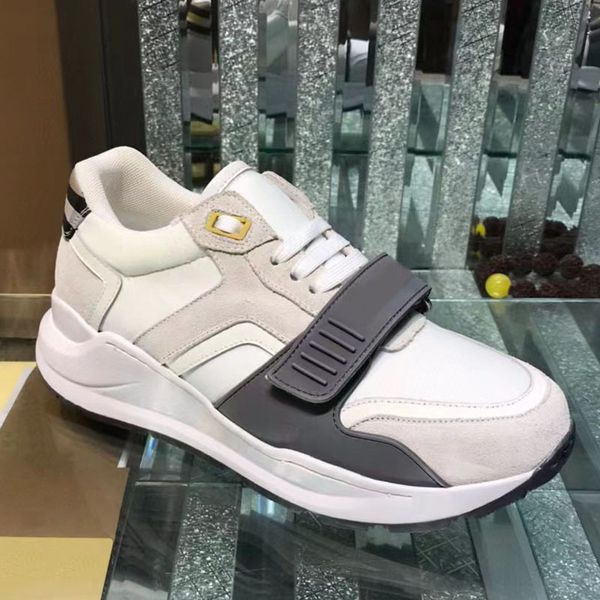 2022ss lovers men running shoes ladies sneakers women sport female brand luxury male athletic walking casual fashion designer shoes with box, Black
2022ss lovers men running shoes ladies sneakers women sport female brand luxury male athletic walking casual fashion designer shoes with box, Black