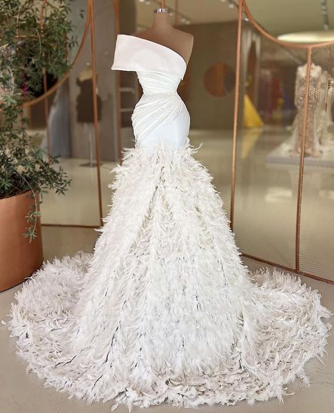 white satin shiny prom dresses lace sleeveless bateau appliques shiny beaded sequins feather evening dresses luxury floor length party gowns, Black
white satin shiny prom dresses lace sleeveless bateau appliques shiny beaded sequins feather evening dresses luxury floor length party gowns, Black