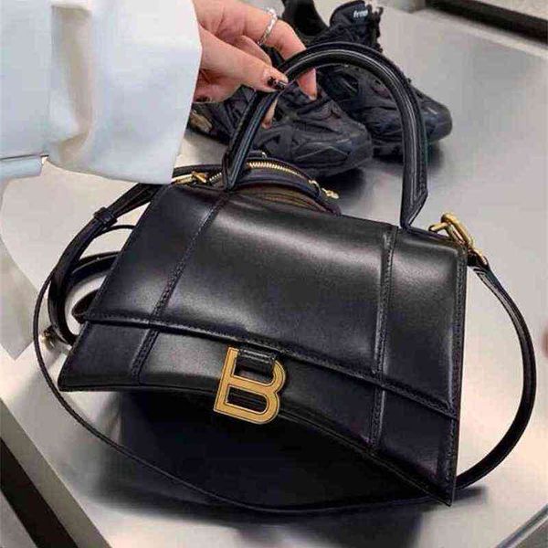bags designer fashion bbalencaigass handbags 2022 bag star's same women's b-shaped hourglass messenger family crocodile
bags designer fashion bbalencaigass handbags 2022 bag star's same women's b-shaped hourglass messenger family crocodile