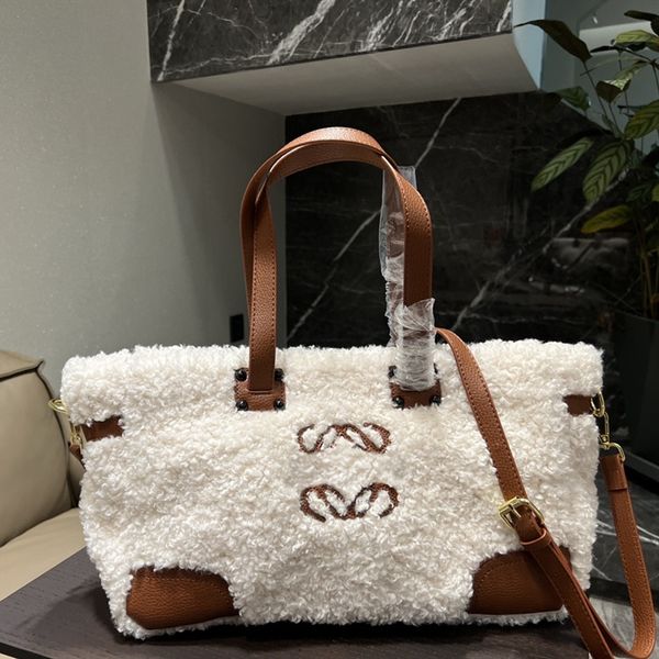 lambs wool shopping bags womens totes large capacity shoulder bags men warm bag autumn winter letters fur lapcrossbody
lambs wool shopping bags womens totes large capacity shoulder bags men warm bag autumn winter letters fur lapcrossbody