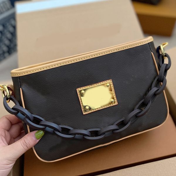 luxury designer bag shoulder handbags l quality high fashion women wallets clutch totes crossbody cowhide medieval three straps bags ladies
luxury designer bag shoulder handbags l quality high fashion women wallets clutch totes crossbody cowhide medieval three straps bags ladies