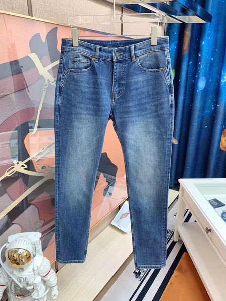 20231 men's jeans spring and autumn leisure fashion slim paris new design, Blue
20231 men's jeans spring and autumn leisure fashion slim paris new design, Blue