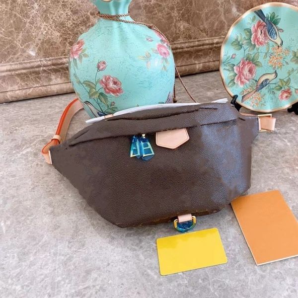 fashion women waist bags luxury designer handbags purses embossing flowers black white original fabric shoulder bag brown leather bumbag fan
fashion women waist bags luxury designer handbags purses embossing flowers black white original fabric shoulder bag brown leather bumbag fan