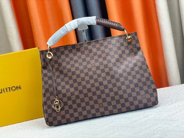 luxury designer new style marmont shoulder bags women gold chain crossbody bag handbags shopping bag large capacity leather ggs louiseity 1, Red;black
luxury designer new style marmont shoulder bags women gold chain crossbody bag handbags shopping bag large capacity leather ggs louiseity 1, Red;black