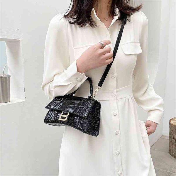italy balenciga designer luxurys handbags hourglass bag texture 2022 crocodile pattern versatile one shoulder 3scu
italy balenciga designer luxurys handbags hourglass bag texture 2022 crocodile pattern versatile one shoulder 3scu