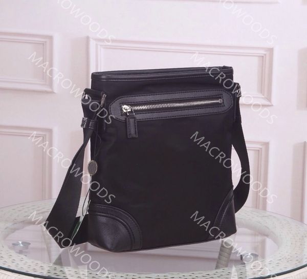 ladies clutch bags purses classic handbags hollow out messenger shoulder bag waterproof canvas cross body for women designer briefcase luxur
ladies clutch bags purses classic handbags hollow out messenger shoulder bag waterproof canvas cross body for women designer briefcase luxur