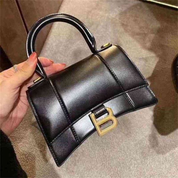 bag balencaigass handbags messenger valley designer red beauty leather women's bags 2022 b crocodile hourglass
bag balencaigass handbags messenger valley designer red beauty leather women's bags 2022 b crocodile hourglass