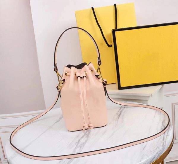 10a tier 12cm mini tresor bucket bag mirror quality women real leather calfskin handbag luxury designer black print letter purse crossbody s
10a tier 12cm mini tresor bucket bag mirror quality women real leather calfskin handbag luxury designer black print letter purse crossbody s