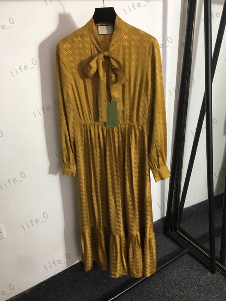 fashion designer womens dress bow full body jacquard print v-neck dress pleated waist flared long sleeves casual dresses 2 colors, Black;gray
fashion designer womens dress bow full body jacquard print v-neck dress pleated waist flared long sleeves casual dresses 2 colors, Black;gray
