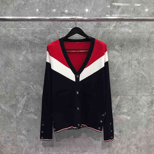 tb thom sweater autunm winter sweaters fashion brand rwb color milano stitch certical stripe v-neck cardigan clothing, White;black
tb thom sweater autunm winter sweaters fashion brand rwb color milano stitch certical stripe v-neck cardigan clothing, White;black