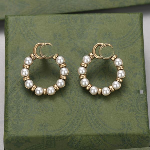 stainless steel women designer double letter stud luxury copper geometric crystal heart-shaped couple earrings for lady party wedding jewelr, Golden;silver
stainless steel women designer double letter stud luxury copper geometric crystal heart-shaped couple earrings for lady party wedding jewelr, Golden;silver