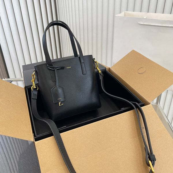 luxury tote handbags designer bags women shouler bag casual fashion cross body purses letter bucket messenger wallet
luxury tote handbags designer bags women shouler bag casual fashion cross body purses letter bucket messenger wallet