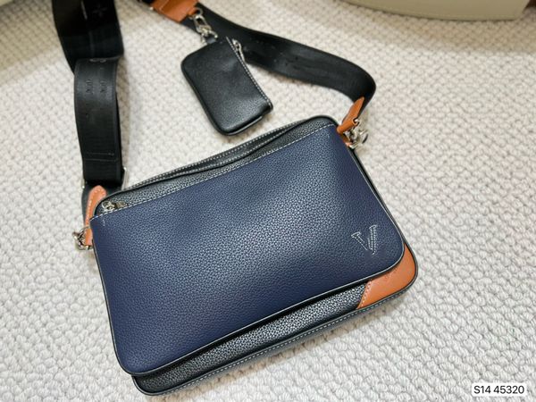 designer bag classic leather shoulder man's handbag messenger bag everybodybag fashionable
designer bag classic leather shoulder man's handbag messenger bag everybodybag fashionable